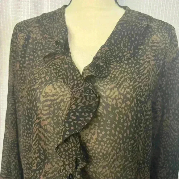Chico’s Size 2 Large Women’s 100% Silk Sheer Animal Print Long Sleeve Ruffles - Picture 2 of 9